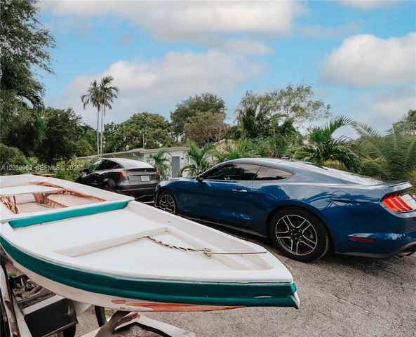 1430 SW 32nd Court, Fort Lauderdale, FL 33315
