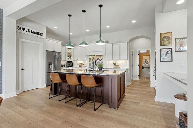 104 N Kennedy, Wichita, KS 67235