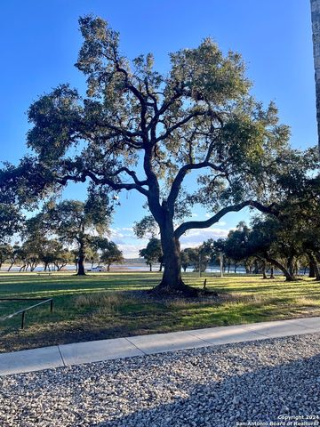 128 MILFOIL LN, Spring Branch, TX 78070