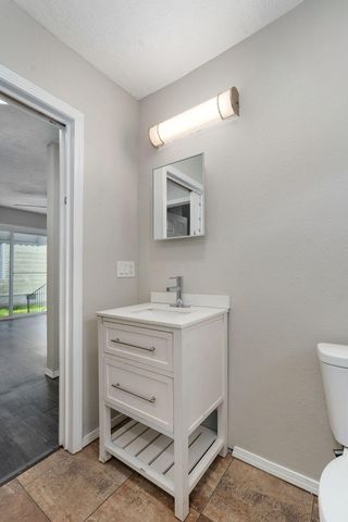 1520 N Rogers Avenue, Springfield, MO 65803