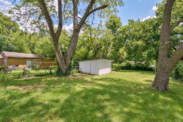 1520 N Rogers Avenue, Springfield, MO 65803
