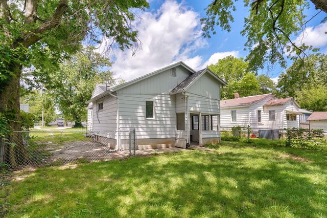 1520 N Rogers Avenue, Springfield, MO 65803