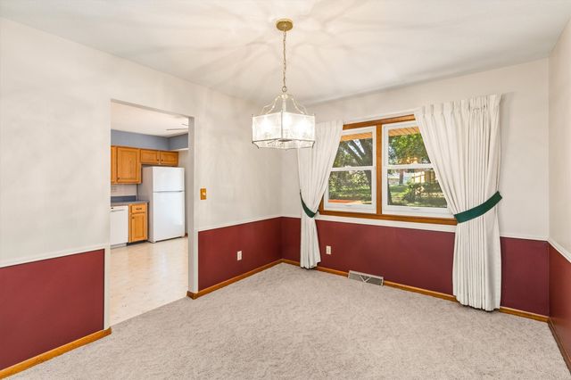 1233 31st Street, West Des Moines, IA 50266