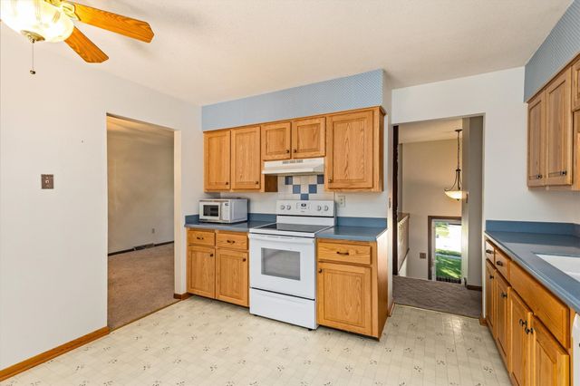 1233 31st Street, West Des Moines, IA 50266