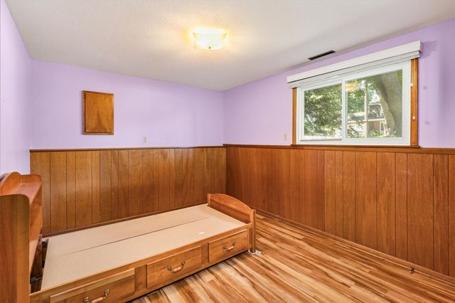 1233 31st Street, West Des Moines, IA 50266