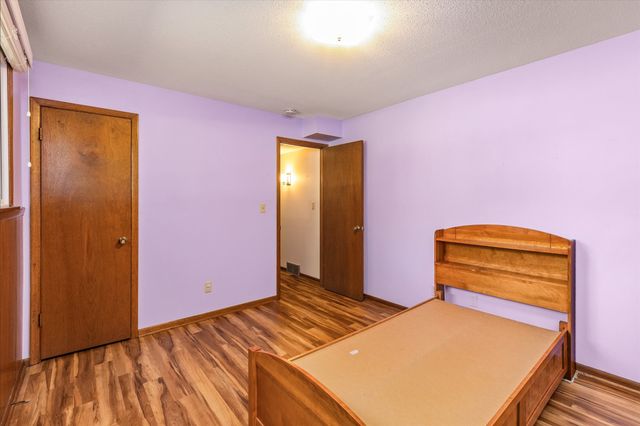 1233 31st Street, West Des Moines, IA 50266
