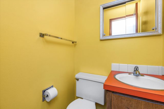 1233 31st Street, West Des Moines, IA 50266