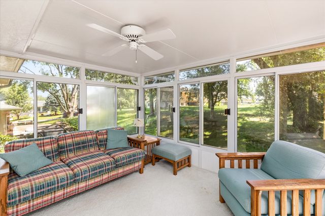 1233 31st Street, West Des Moines, IA 50266