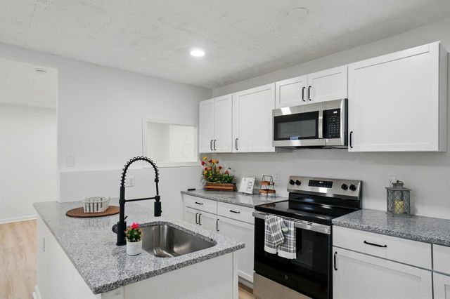 4446 Saint Ann Lane, Columbus, OH 43213
