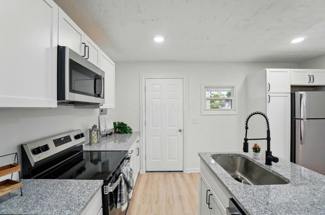 4446 Saint Ann Lane, Columbus, OH 43213