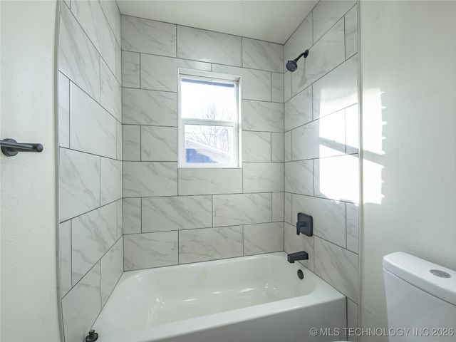 826 Parkland Drive, Durant, OK 74701