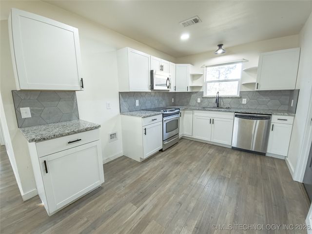 826 Parkland Drive, Durant, OK 74701