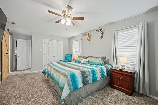 762 Oak Leaf Trail, East Tawakoni, TX 75472