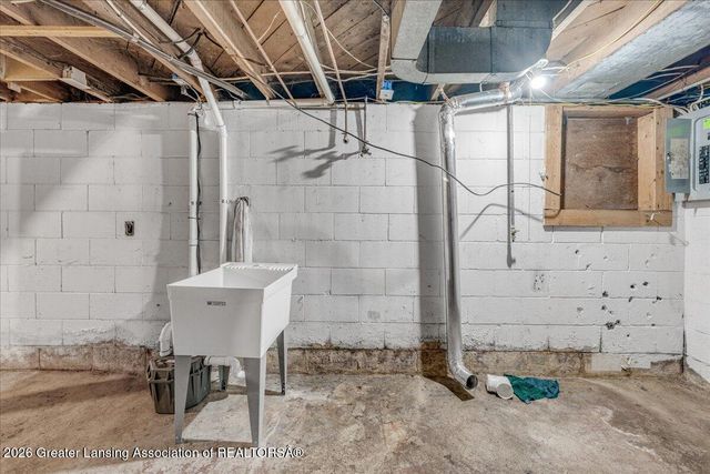 1001 Raider Street, Lansing, MI 48912