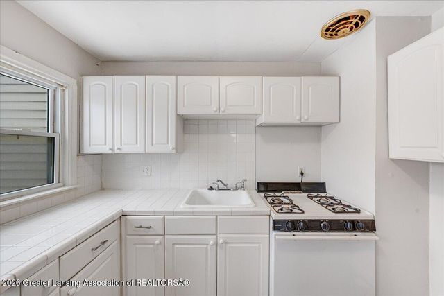 1001 Raider Street, Lansing, MI 48912