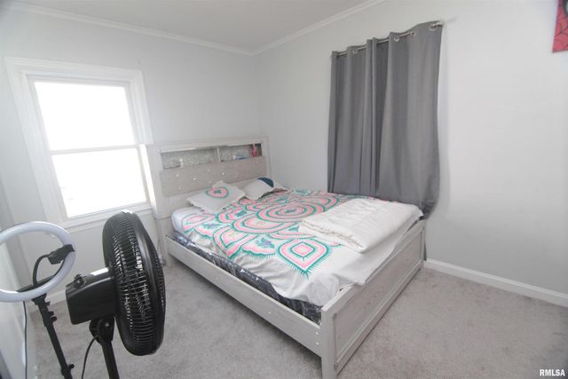 2619 12TH Avenue, Moline, IL 61265