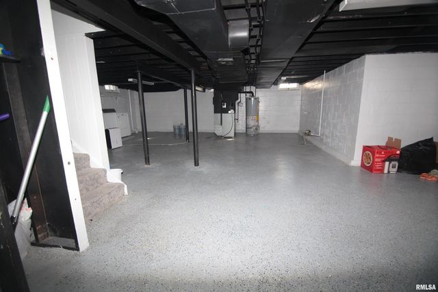 2619 12TH Avenue, Moline, IL 61265