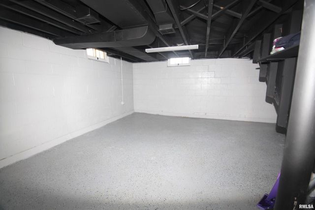 2619 12TH Avenue, Moline, IL 61265