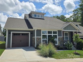 5 Heartleaf Circle, Arden, NC 28704