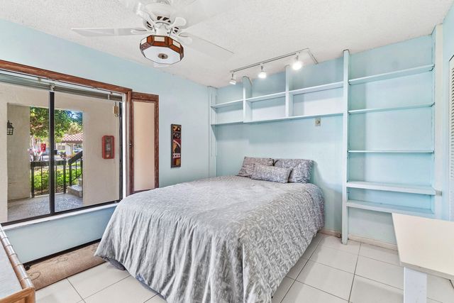 5380 Cedar Lake Drive 102, Boynton Beach, FL 33437