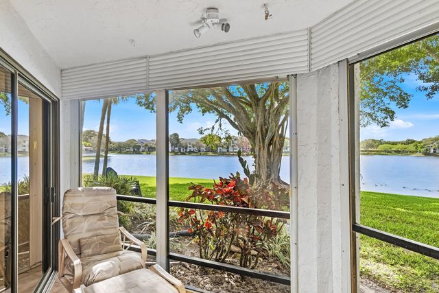 5380 Cedar Lake Drive 102, Boynton Beach, FL 33437