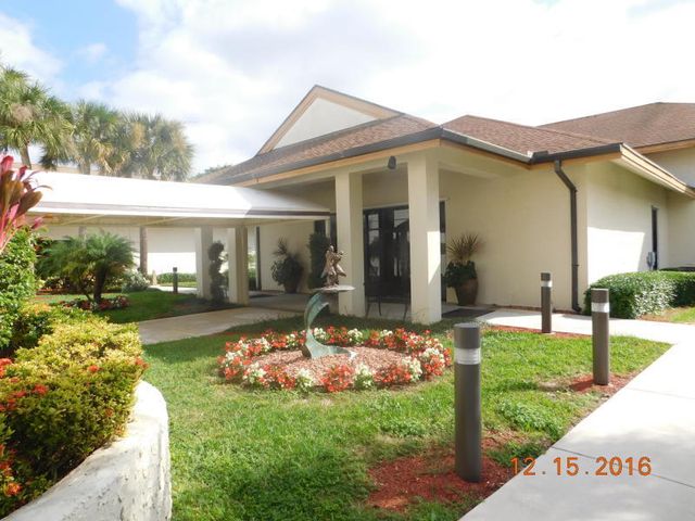 5380 Cedar Lake Drive 102, Boynton Beach, FL 33437