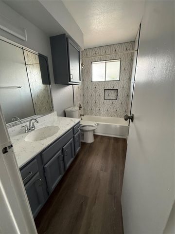 1227 Lyric Lane 131, Pasadena, TX 77503