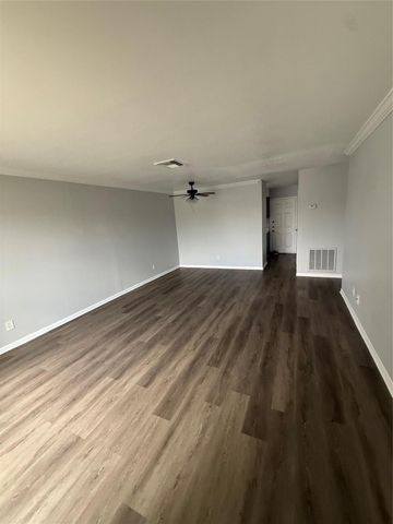 1227 Lyric Lane 131, Pasadena, TX 77503