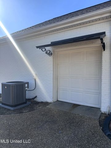 908 Hackberry Lane, Canton, MS 39046