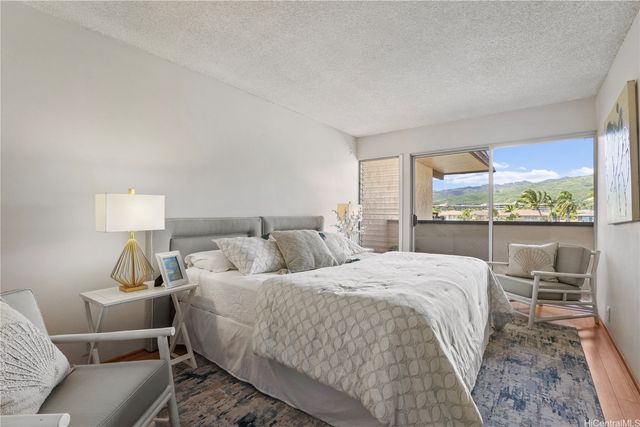 444 Lunalilo Home Road 123, Honolulu, HI 96825