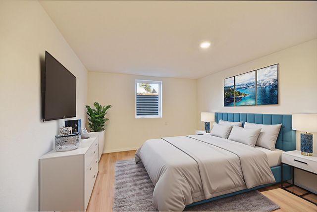 2912 N Hemlock St, Spokane, WA 99205