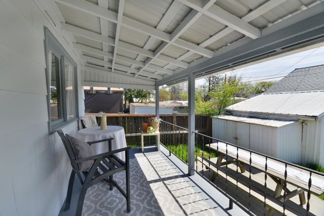 2912 N Hemlock St, Spokane, WA 99205