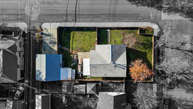 2912 N Hemlock St, Spokane, WA 99205