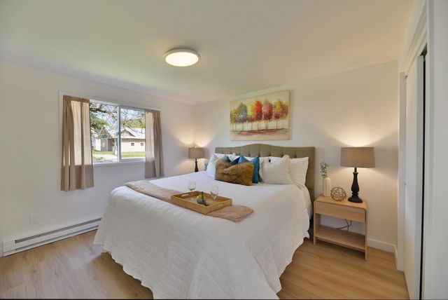 2912 N Hemlock St, Spokane, WA 99205