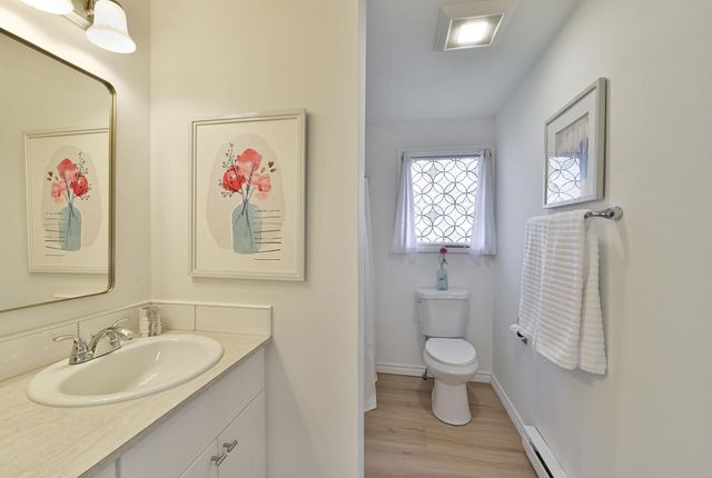 2912 N Hemlock St, Spokane, WA 99205