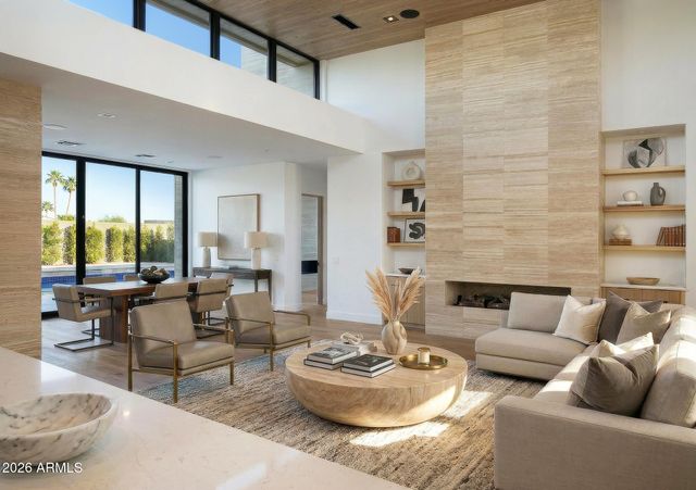 10905 E OBERLIN Way, Scottsdale, AZ 85262