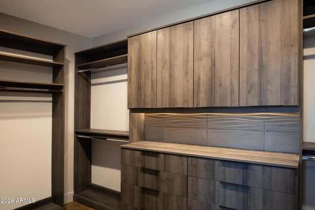 10905 E OBERLIN Way, Scottsdale, AZ 85262