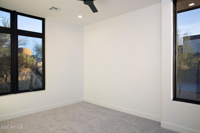 10905 E OBERLIN Way, Scottsdale, AZ 85262