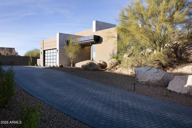 10905 E OBERLIN Way, Scottsdale, AZ 85262