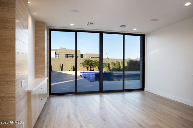 10905 E OBERLIN Way, Scottsdale, AZ 85262