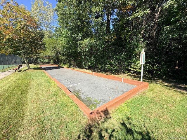 298 Prairie Court, Manorville, NY 11949