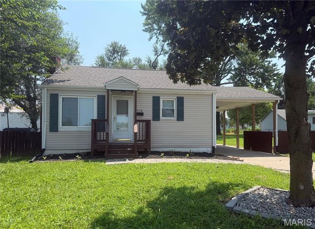 4216 Nameoki Road, Granite City, IL 62040