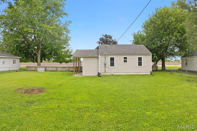 4216 Nameoki Road, Granite City, IL 62040