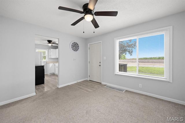 4216 Nameoki Road, Granite City, IL 62040