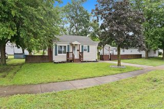4216 Nameoki Road, Granite City, IL 62040