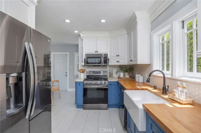 24 Lindero, Long Beach, CA 90803