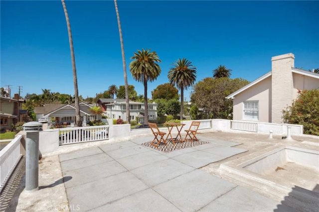 24 Lindero, Long Beach, CA 90803