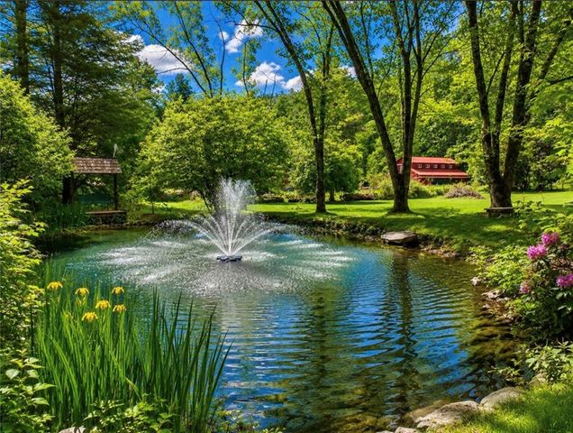 76 Serenity Place, Ellijay, GA 30540