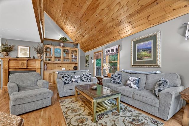 76 Serenity Place, Ellijay, GA 30540