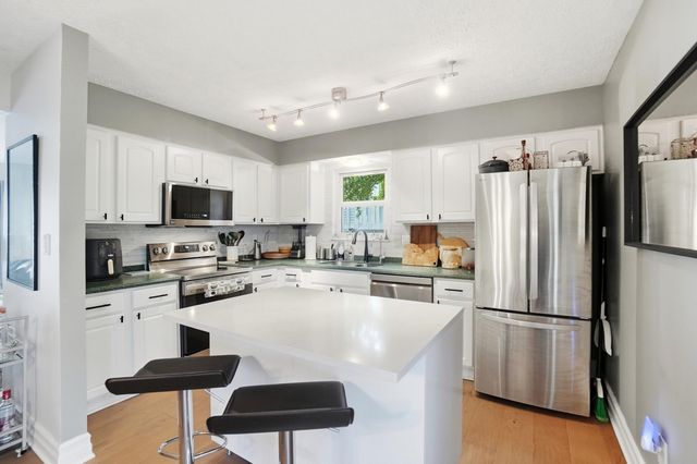 4761 Leybourne Drive, Hilliard, OH 43026